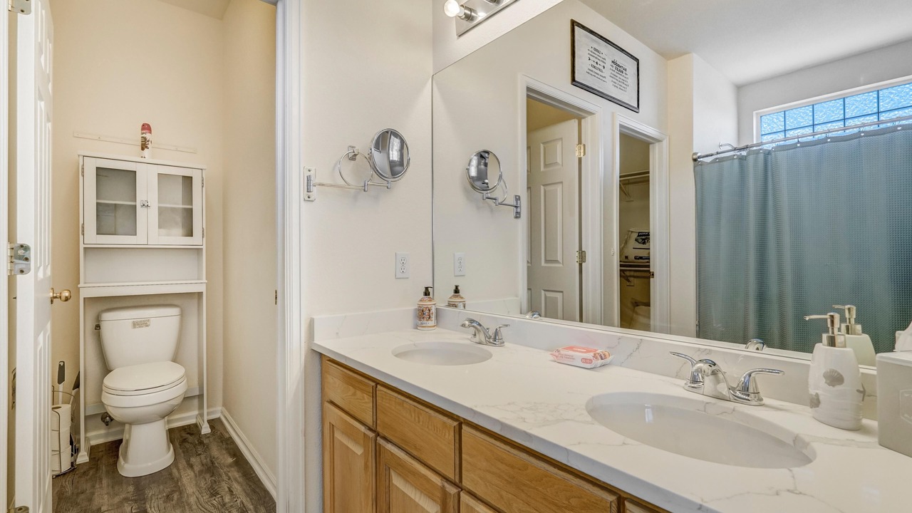 Photo of Bathroom in Fountain