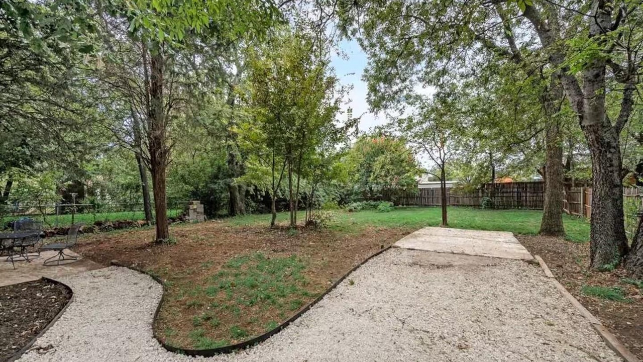 Photo of Outdoor in Denton