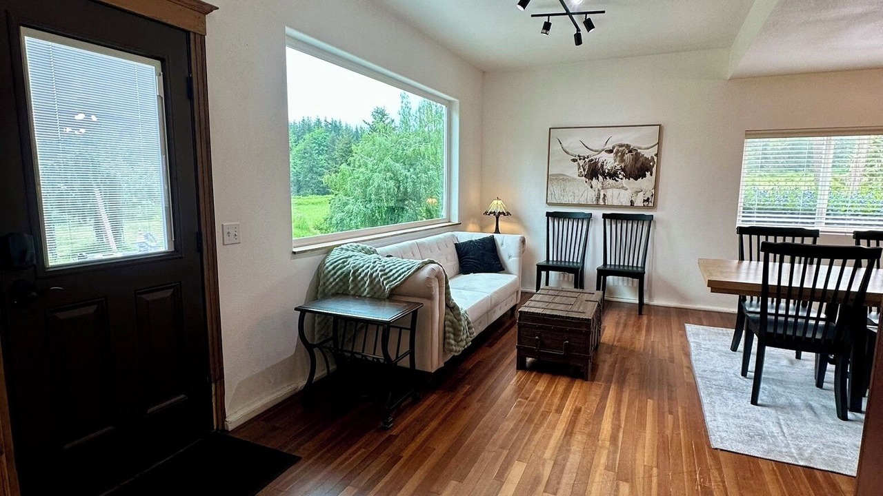 Photo of Livingroom in Sequim