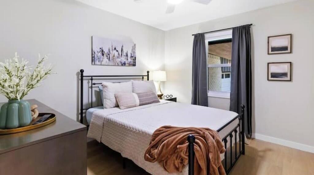 Photo of Bedroom in White Rock Hills