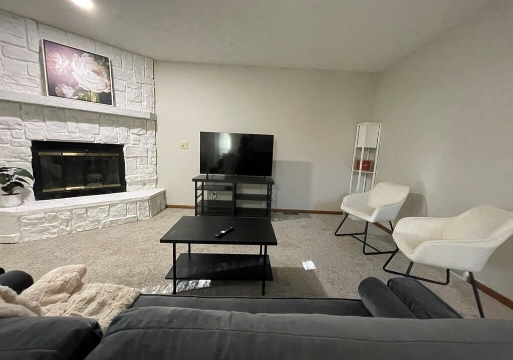 Photo of Livingroom in Aksarben - Elmwood Park