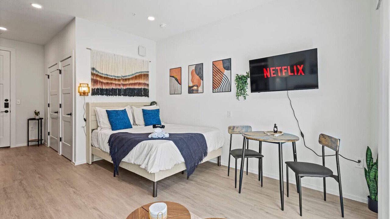 Photo of Bedroom in Oak Cliff