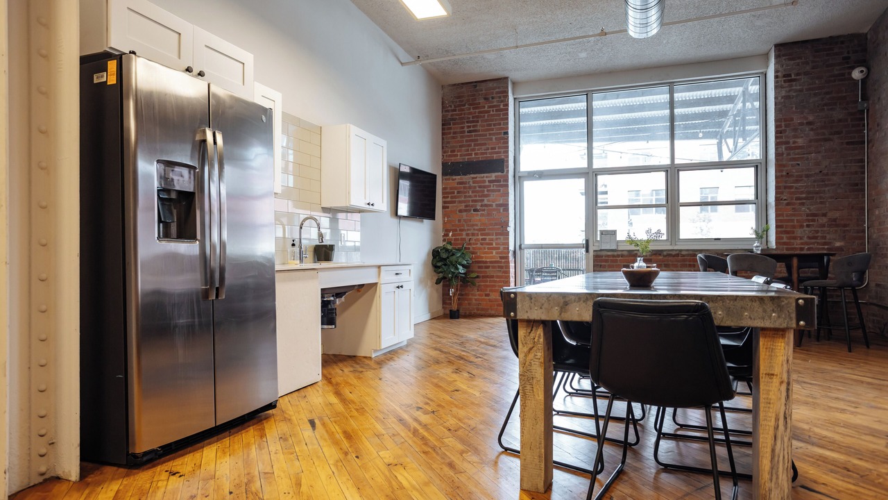 Photo of Bedroom in River Market