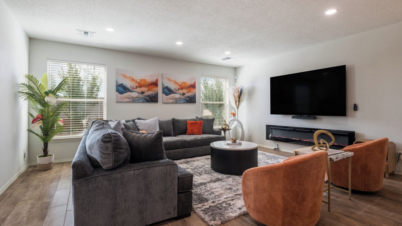 Photo of Livingroom in Northeast Heights