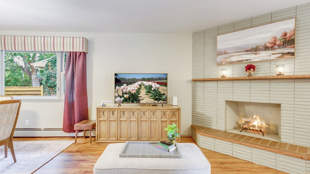 Photo of Livingroom in Greeley
