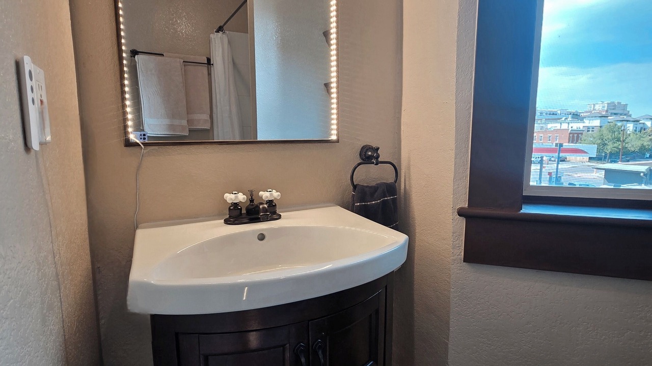 Photo of Bathroom in Uptown