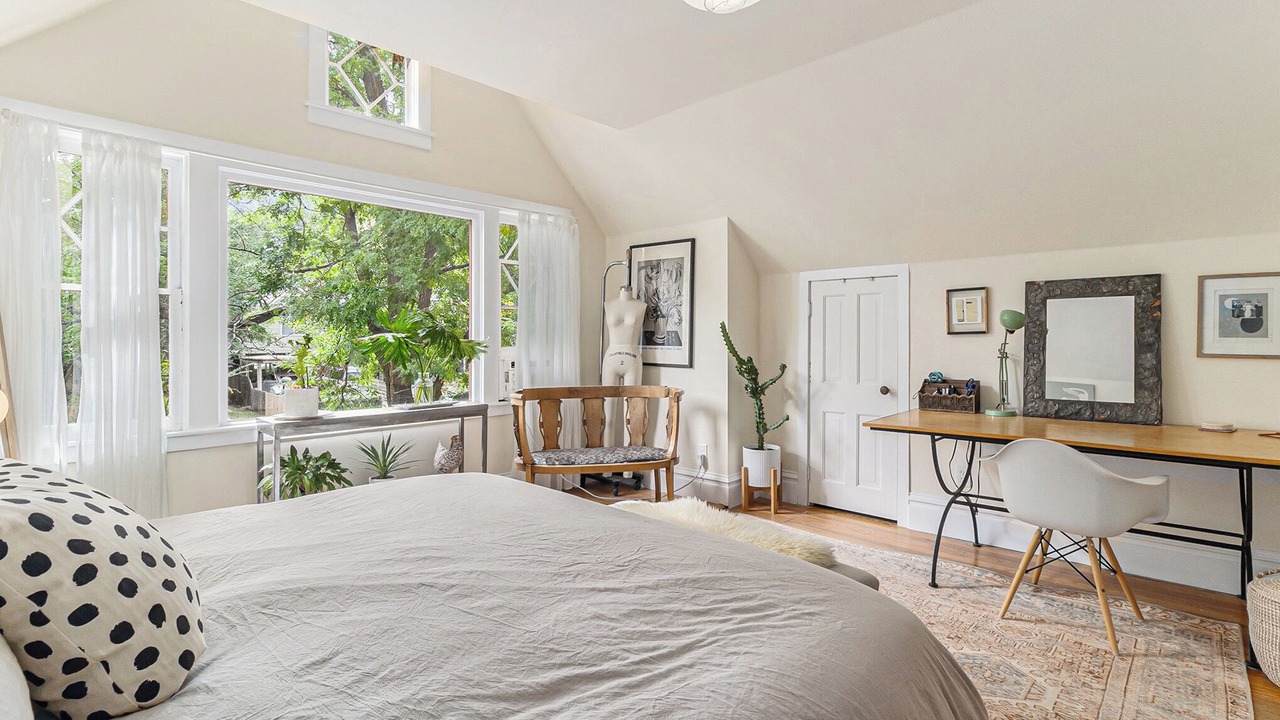 Photo of Bedroom in Lower Arapahoe