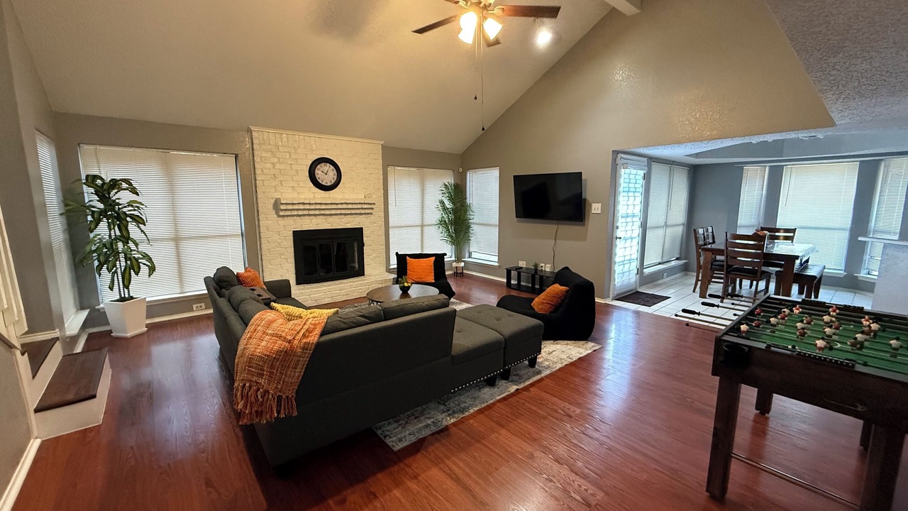 Photo of Livingroom in South Arlington