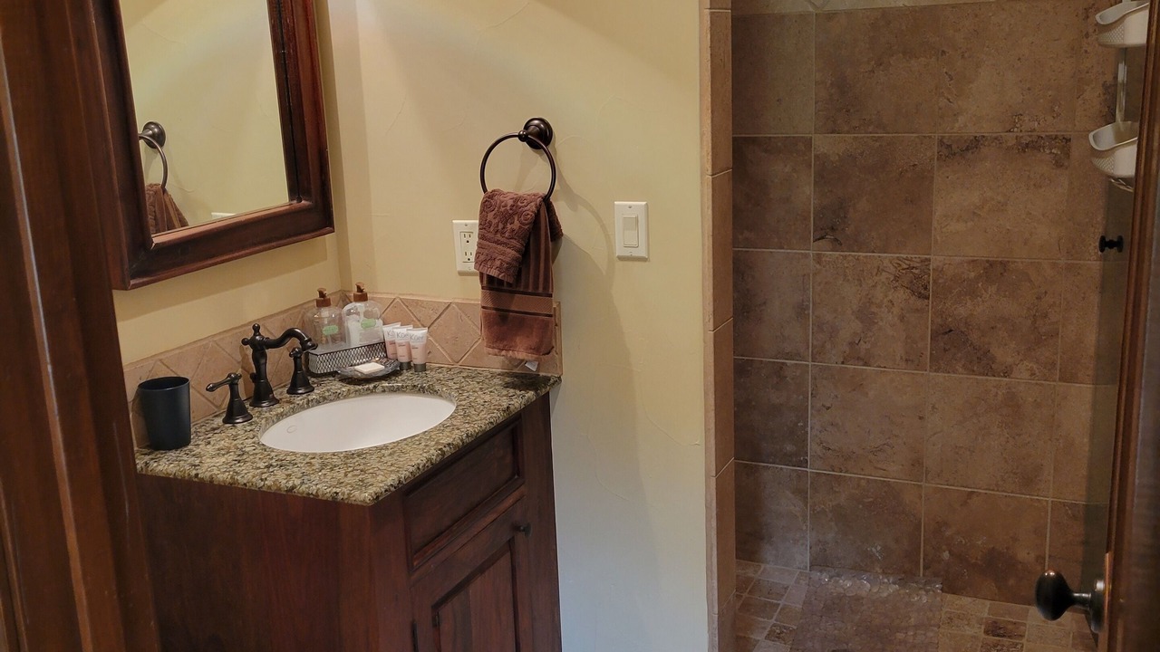 Photo of Bathroom in Bernalillo