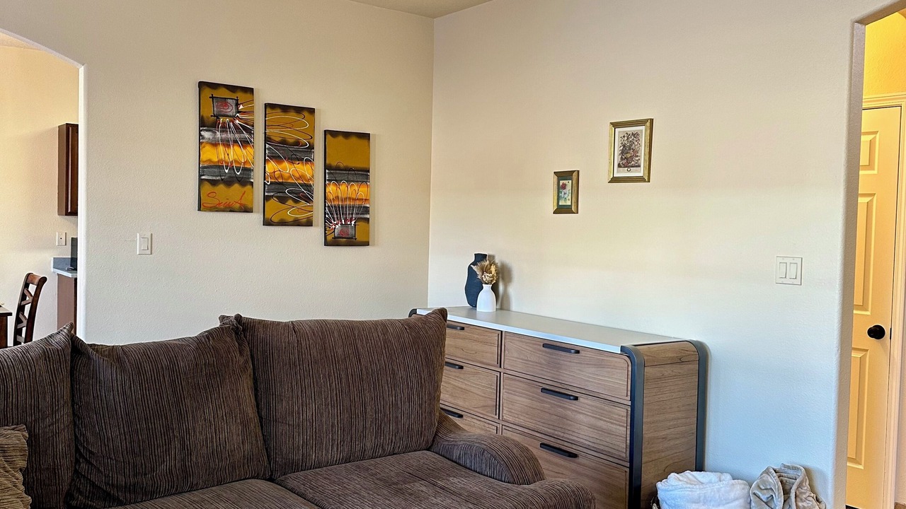 Photo of Livingroom in S.r. Marmon
