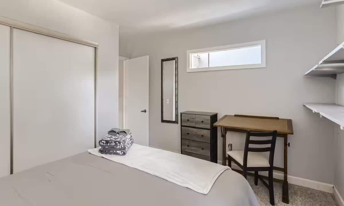 Photo of Bedroom in Washington Virginia Vale