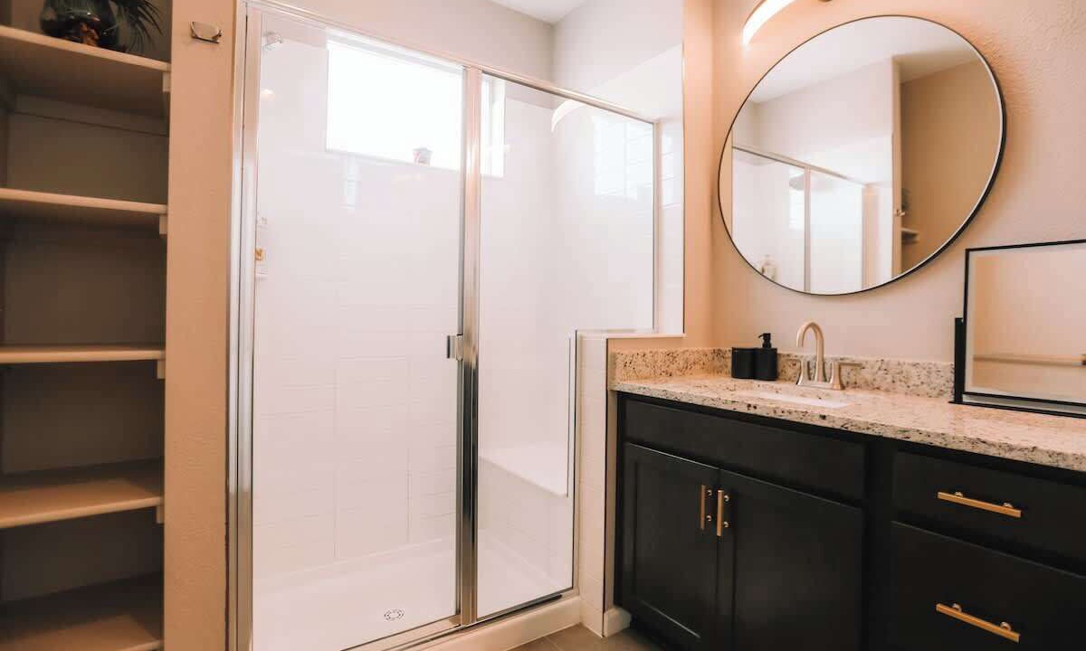 Photo of Bathroom in Dupont