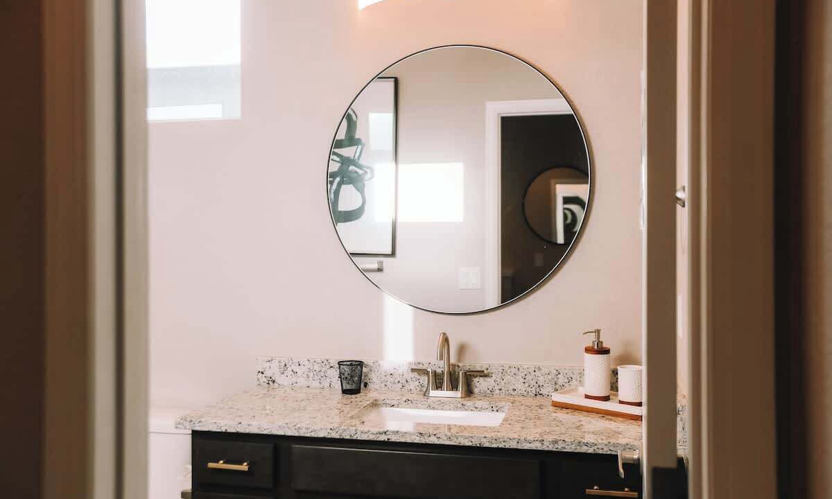 Photo of Bathroom in Dupont