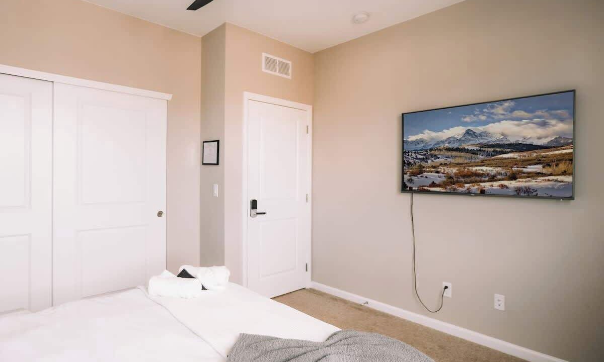 Photo of Bedroom in Dupont