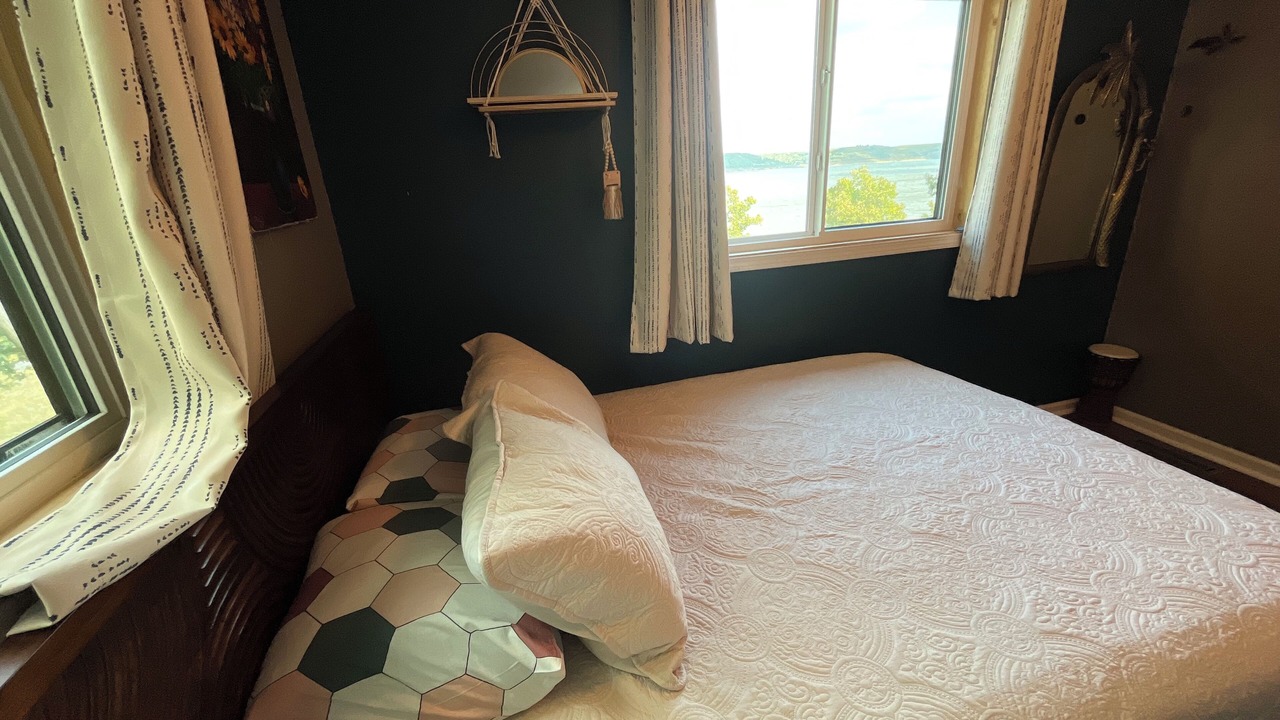 Photo of Bedroom in Fostoria