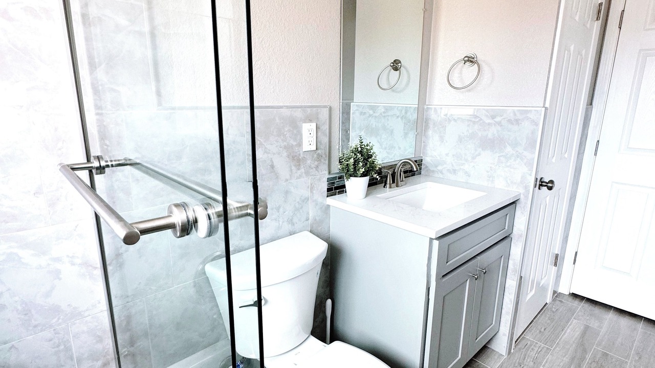 Photo of Bathroom in Mar Lee
