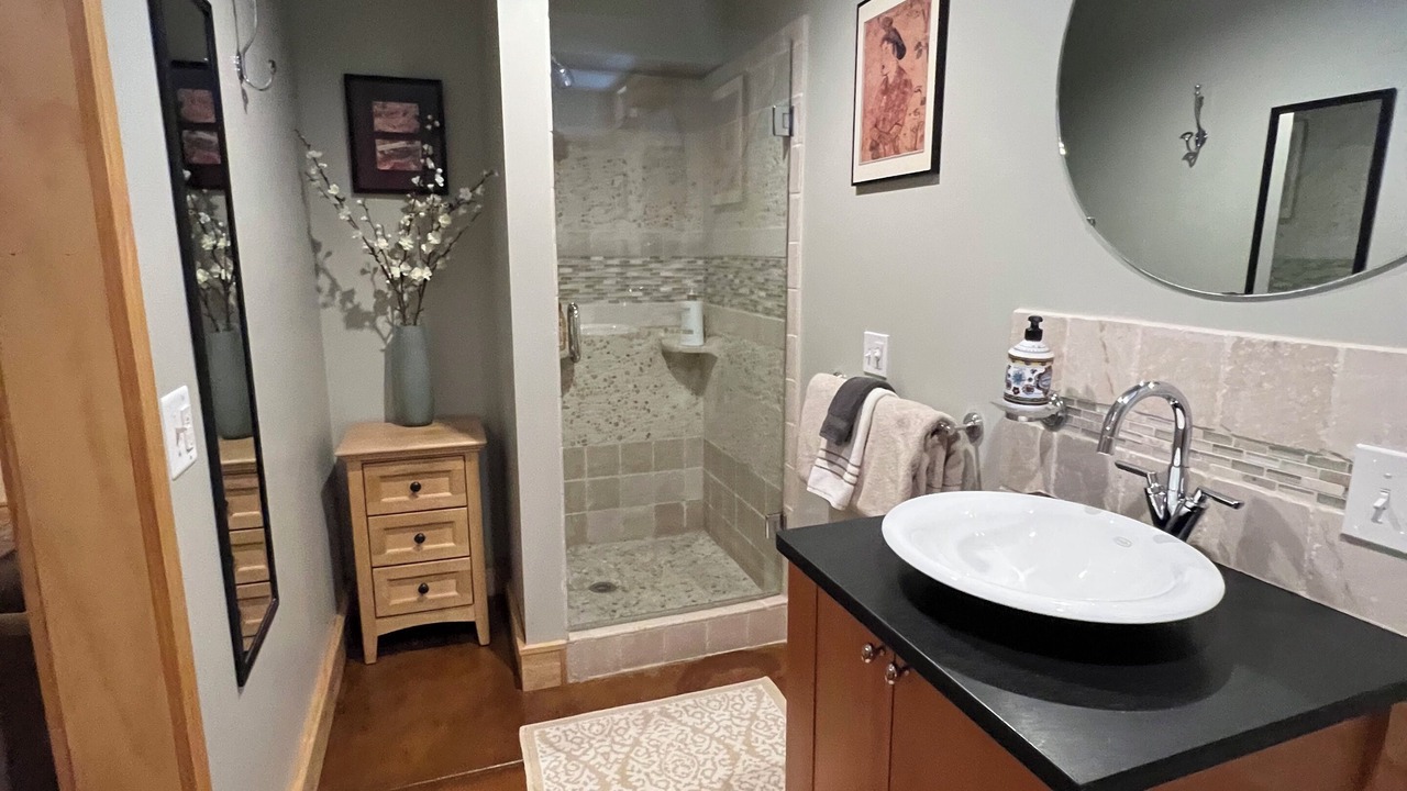 Photo of Bathroom in Old North Boulder