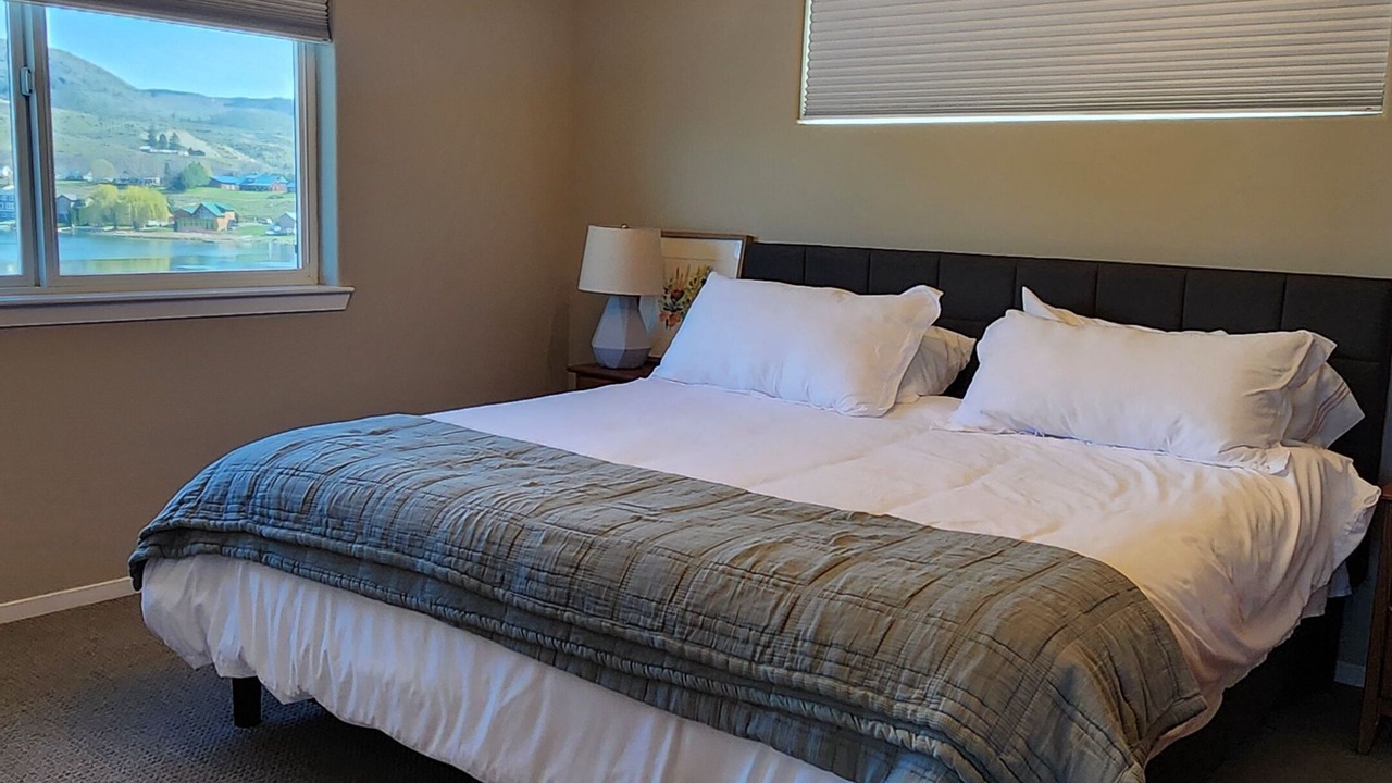 Photo of Bedroom in Manson
