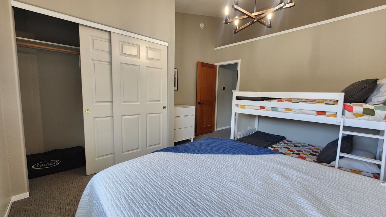 Photo of Bedroom in Manson