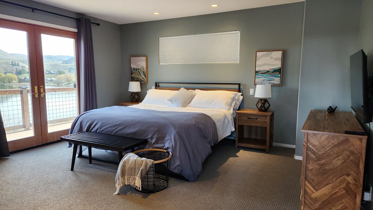 Photo of Bedroom in Manson