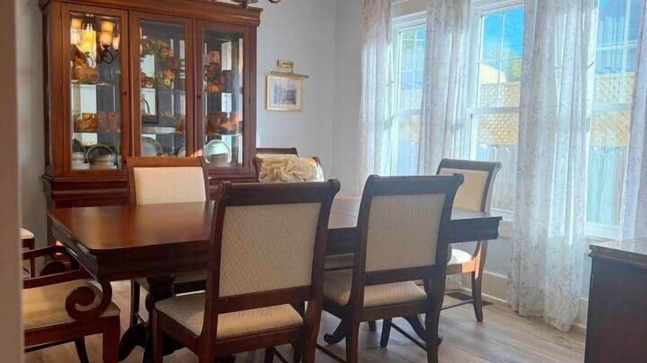 Photo of Livingroom in Fremont