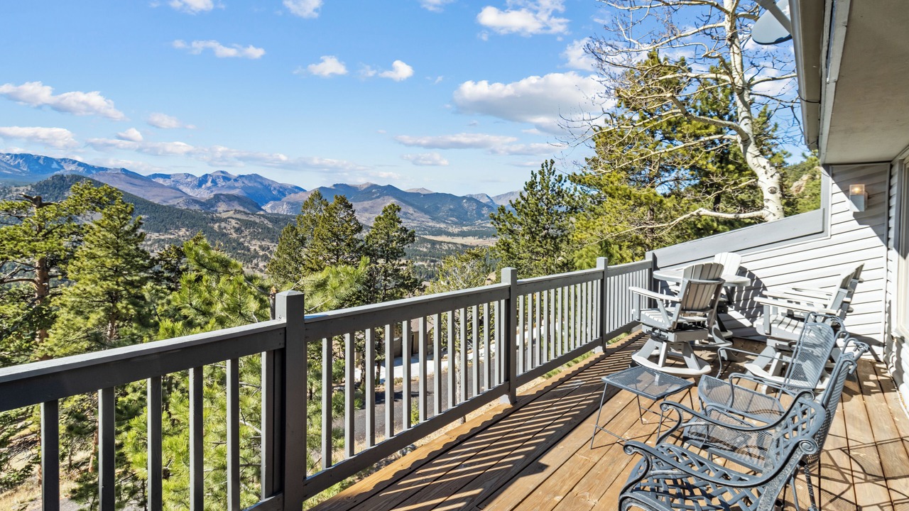 Photo of Outdoor in Windcliff Estates