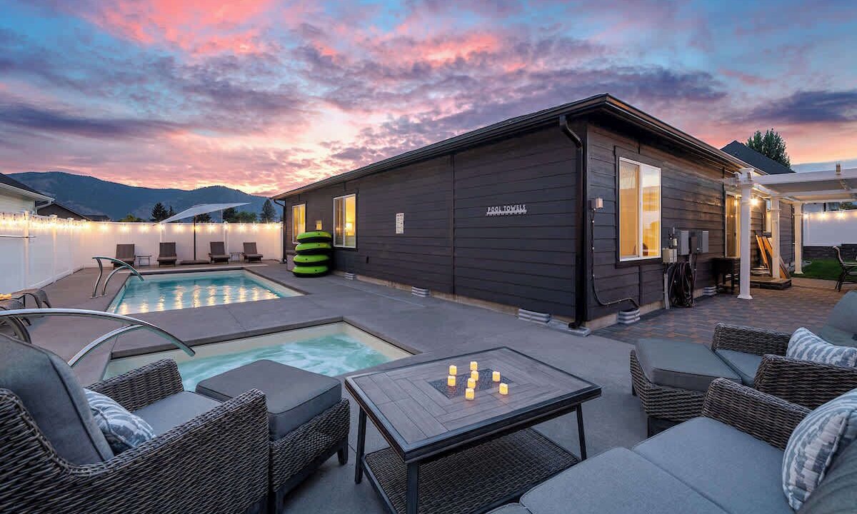 Photo of Outdoor in Manson