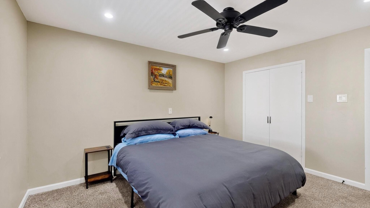 Photo of Bedroom in Uptown