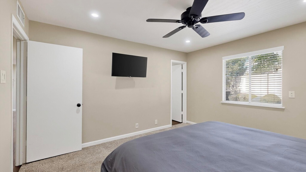 Photo of Bedroom in Uptown