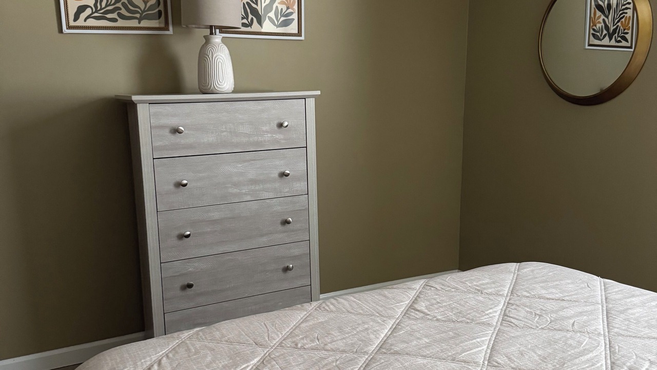 Photo of Bedroom in Lawrence