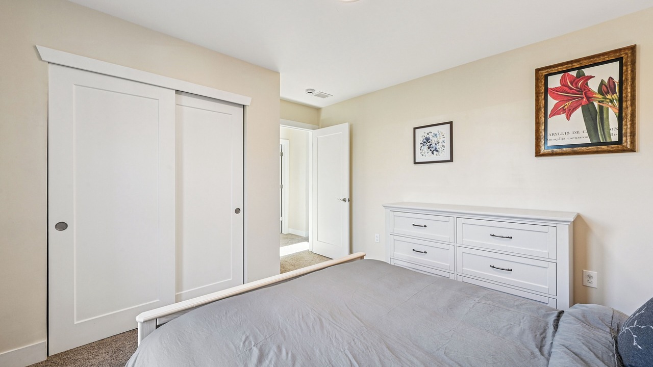 Photo of Bedroom in Curtis Park