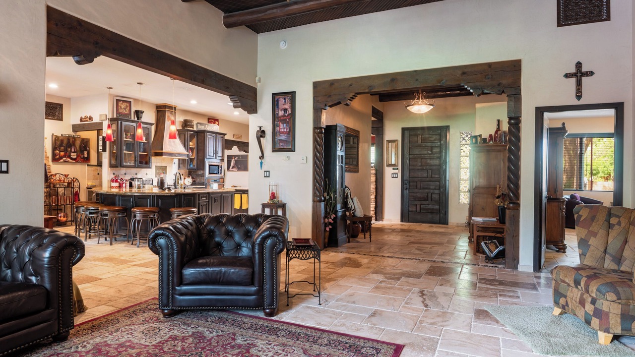 Photo of Livingroom in Albuquerque