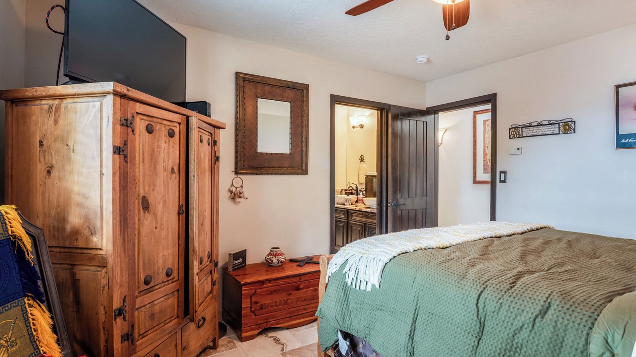 Photo of Bedroom in Albuquerque