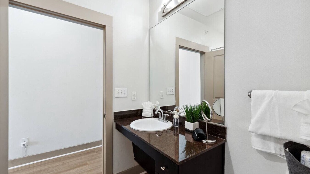 Photo of Bathroom in Deep Ellum