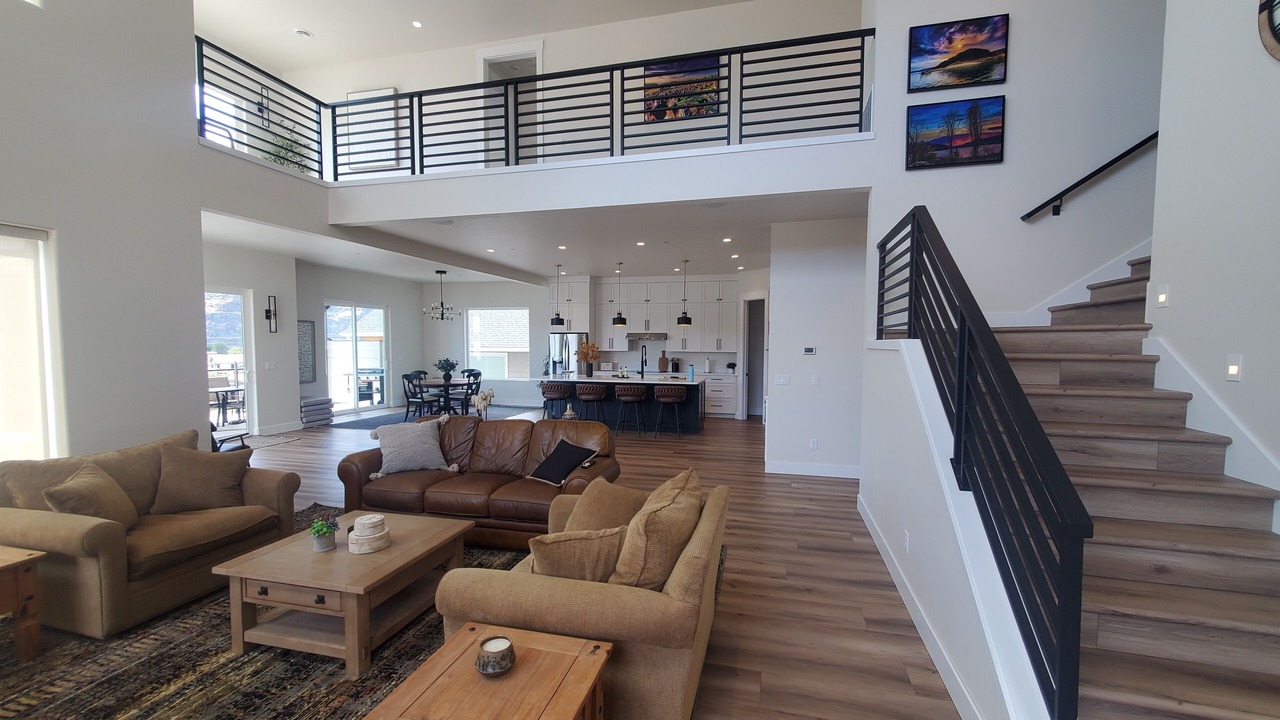 Photo of Bedroom in Sunland Estates