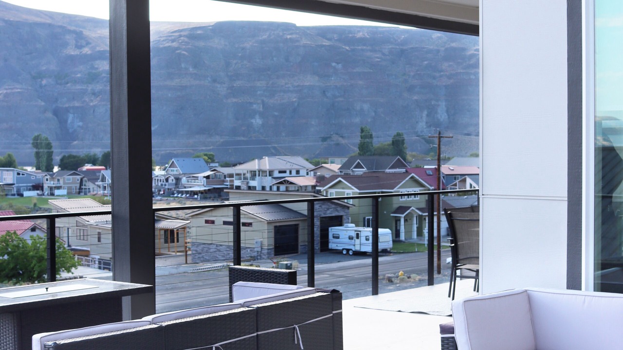 Photo of Outdoor in Sunland Estates