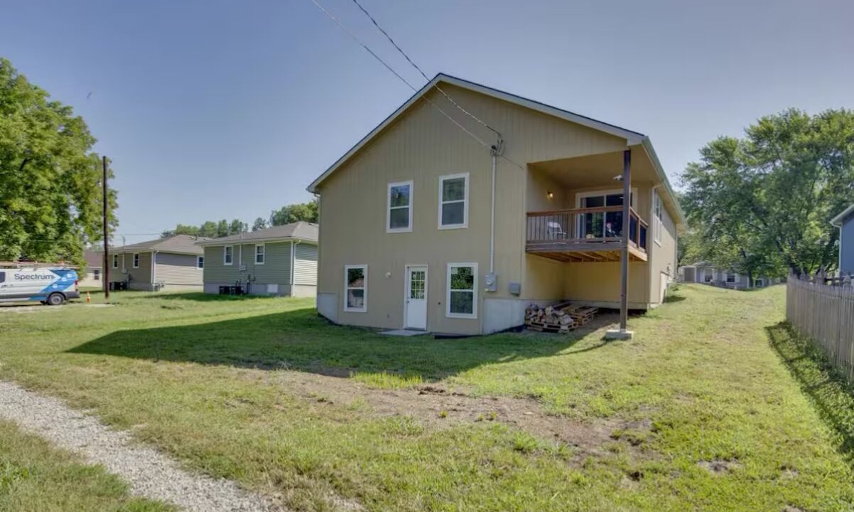 Photo of Outdoor in Lansing