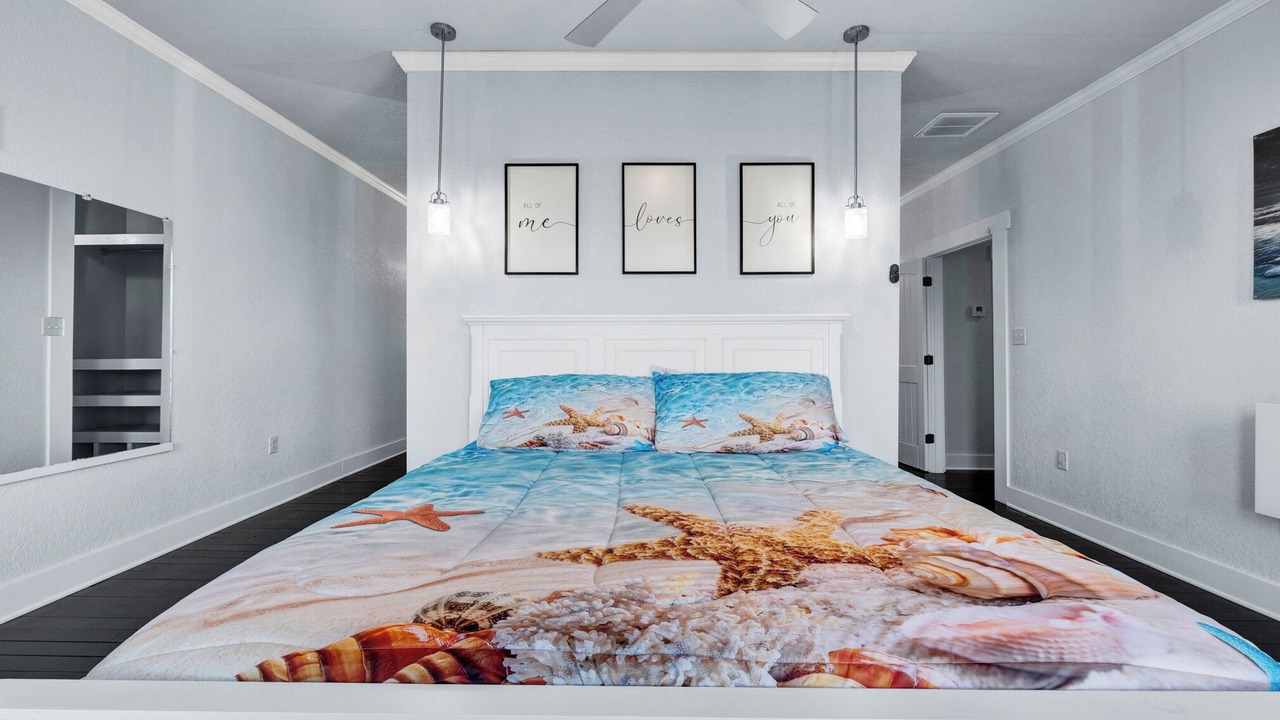 Photo of Bedroom in Bates