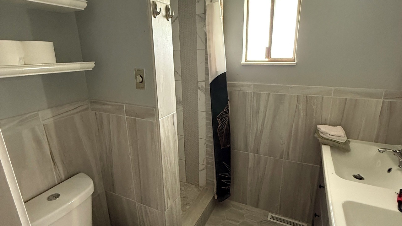 Photo of Bathroom in Moses Lake