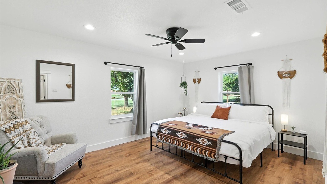 Photo of Bedroom in Wise County