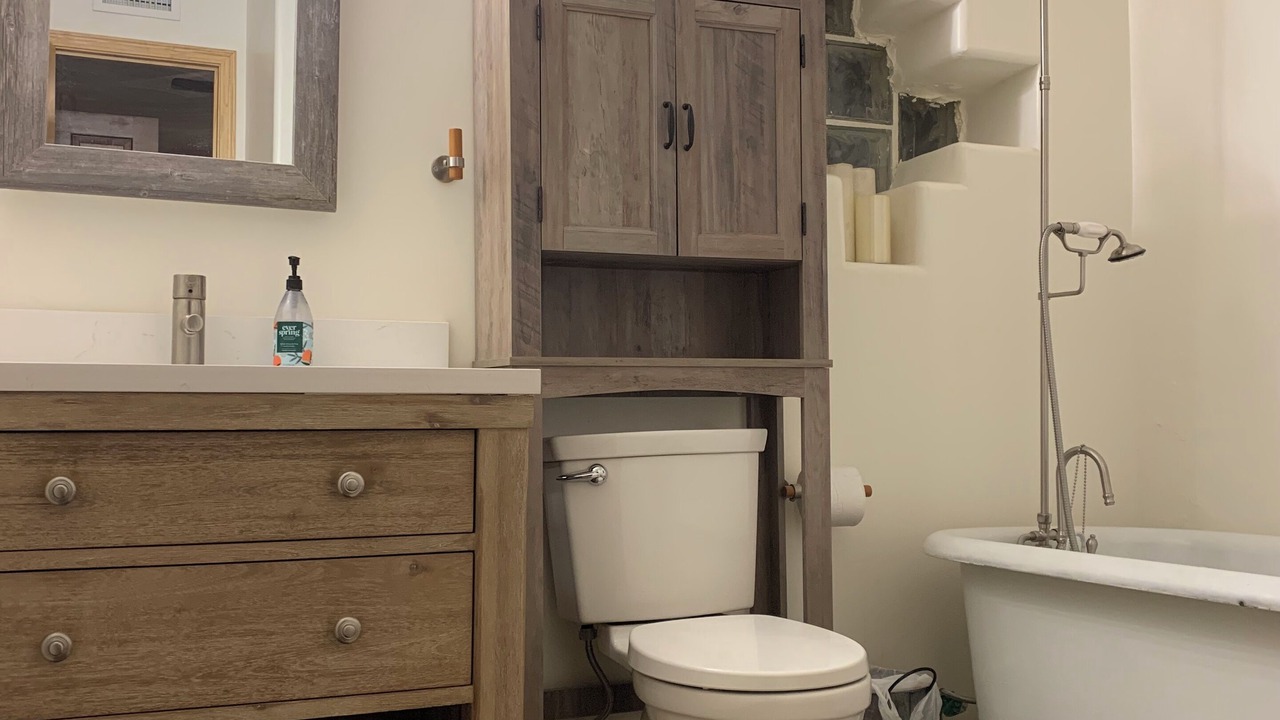 Photo of Bathroom in Albuquerque