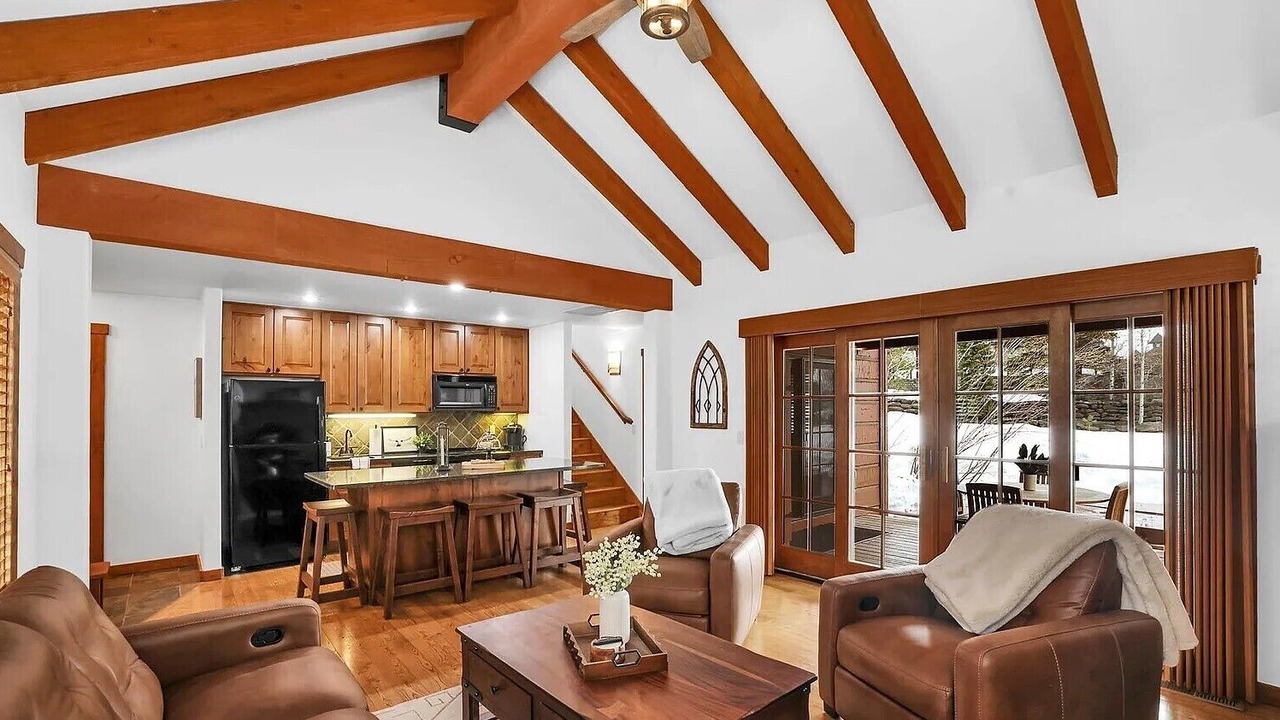 Photo of Livingroom in Tamarack Resort