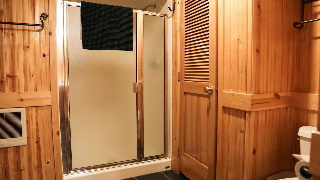 Photo of Bathroom in Joseph