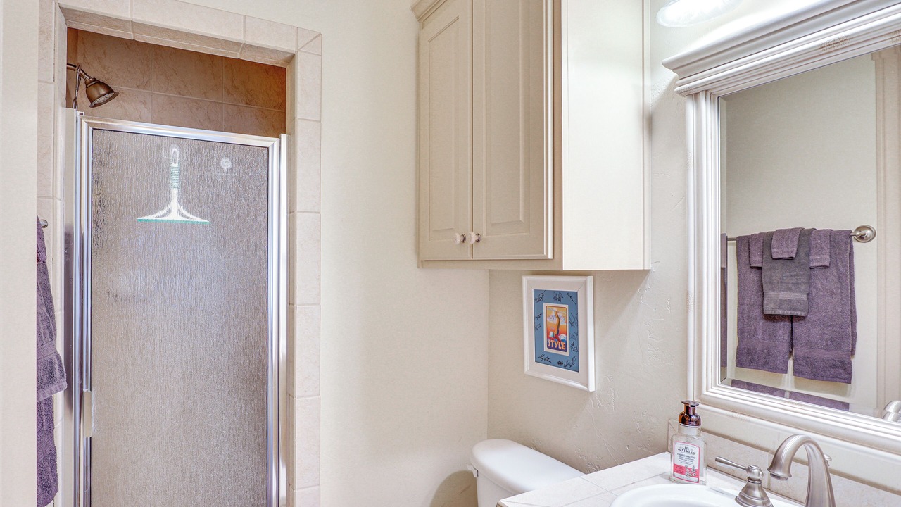 Photo of Bathroom in Canyon