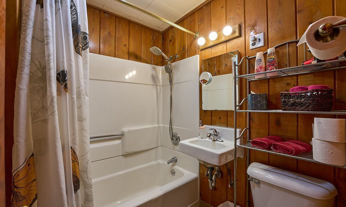 Photo of Bathroom in Joseph