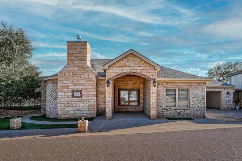 Photo of Outdoor in Buffalo Springs
