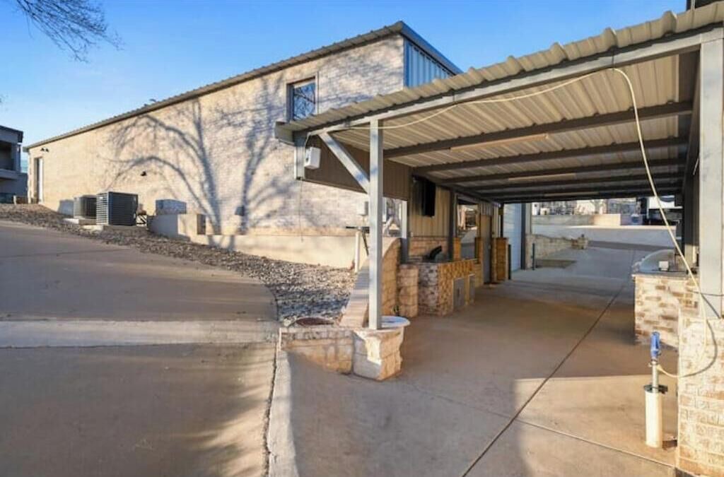 Photo of Outdoor in Buffalo Springs