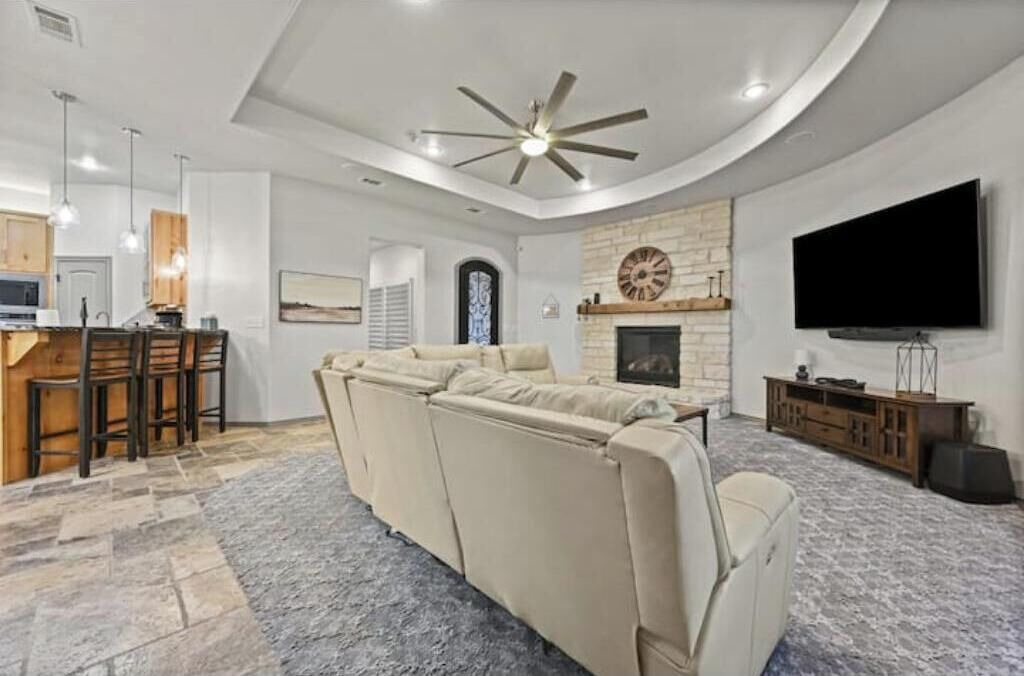 Photo of Livingroom in Buffalo Springs
