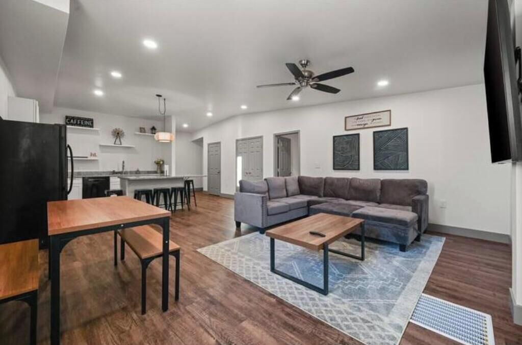Photo of Livingroom in Buffalo Springs