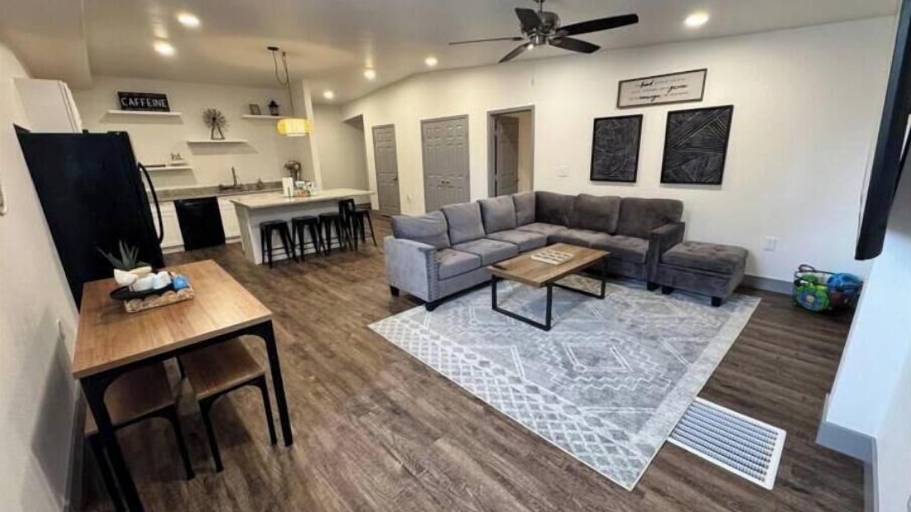 Photo of Livingroom in Buffalo Springs